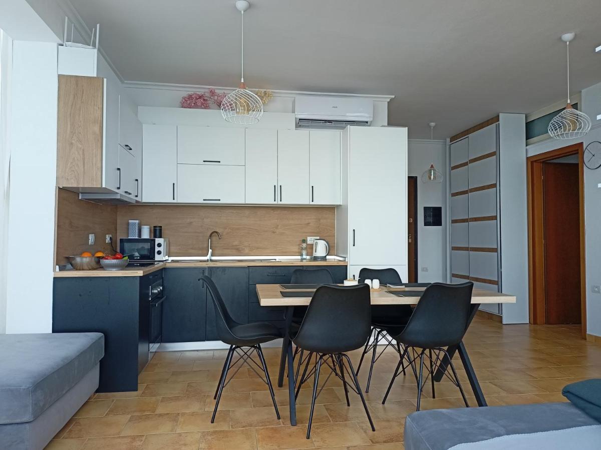 Apartman Dagmar Durres Exterior photo